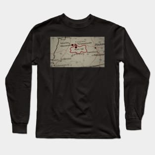 Mystic falls map Long Sleeve T-Shirt